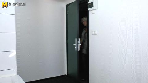27663